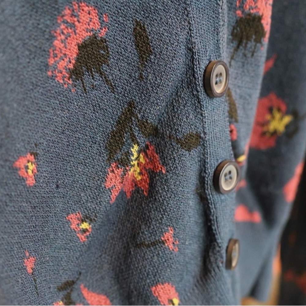 Zara Floral Knit Cropped Cardigan V Neck Button Front Colorful Chic Blue Small - Picture 6 of 15